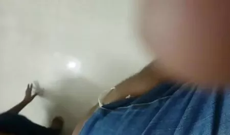 Çiçek erotik film hard kız vahşice becerdin yüz alır ve beslenen adam sana