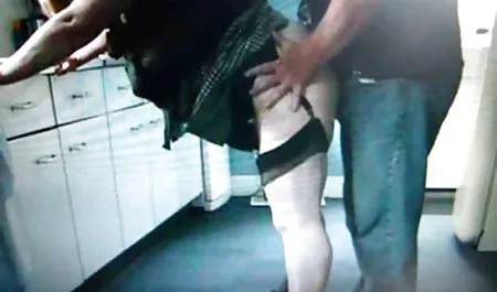 Lezbiyen kızlar swinger erotik izle odasında oynamak