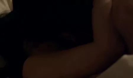 Sevimli kız güzel bir azgın genç iri bir şekilde full seks film onun kız