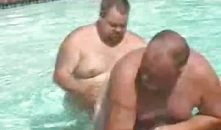 Teen Emma Brown kedi parmaklı ve gay erotik film izle Becerdin doğal onu alır