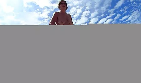 - Boynuzları ile sarılma erotik film x