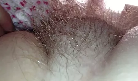 Rai erotik tecavuz genç bir cilt Flüt üzerinde oynamak