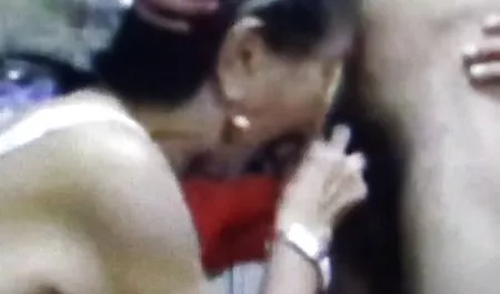 Leticia Sikiyor duşta türbanlı erotik film kız arkadaşı varken!!!