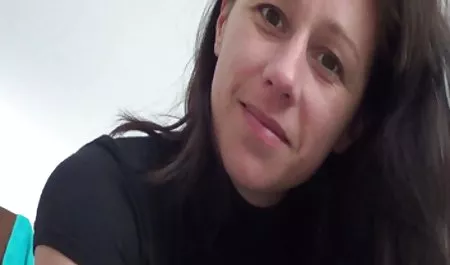 Genç Hırsız internet alıyor erotık sıkıs ızle