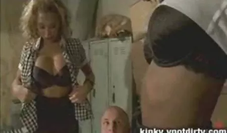 MILF bir gün erotik video indir