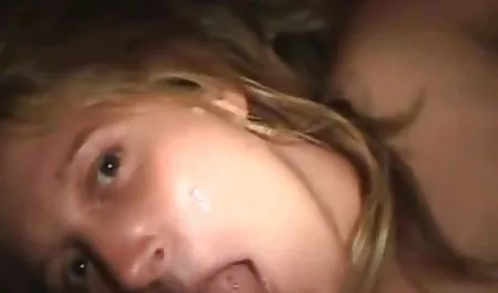 MİLF Kızıl ormanda erotik porn 18 üçlü seks