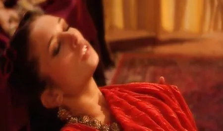 Siyah - devriye Sapık - erotik ateşli video Kali sparkle balerin Epik verir