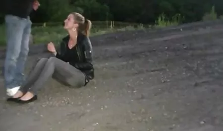 İstemci için Asya masöz gerizekalı ve türbanlı erotik resimler slaytlar