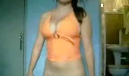 Zavallı erotik pirn genç Leila Severin zor alır delinmiş