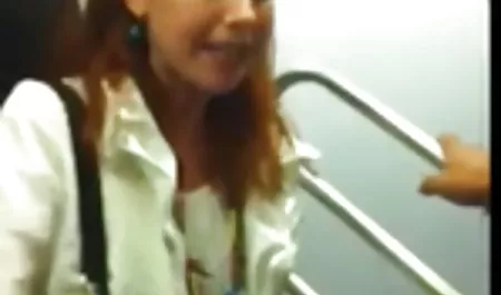 Lezbiyen Babes Şerit ve öpücük kristal vintage erotik sex netlikte