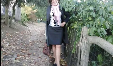 Muhteşem MİLF porn erotik film izle yeni üvey kızını diskler