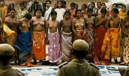 MİLF şeftali ve trixie lezbiyen aşk mobil erotik